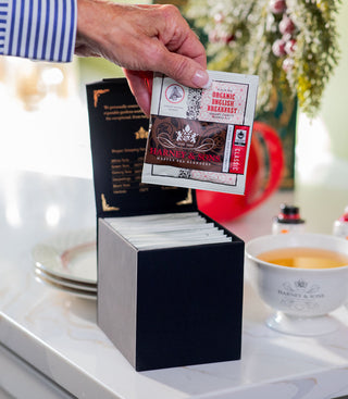 Harney Heritage – Wrapped Sachet Sampler Black Box by Harney & Sons Fine Teas